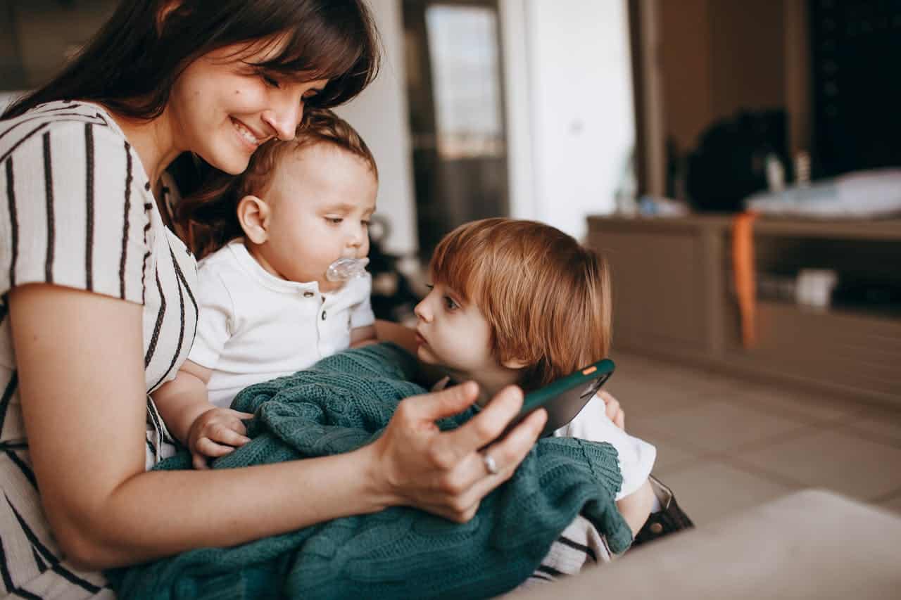 Why Refinance to Consolidate Debt?